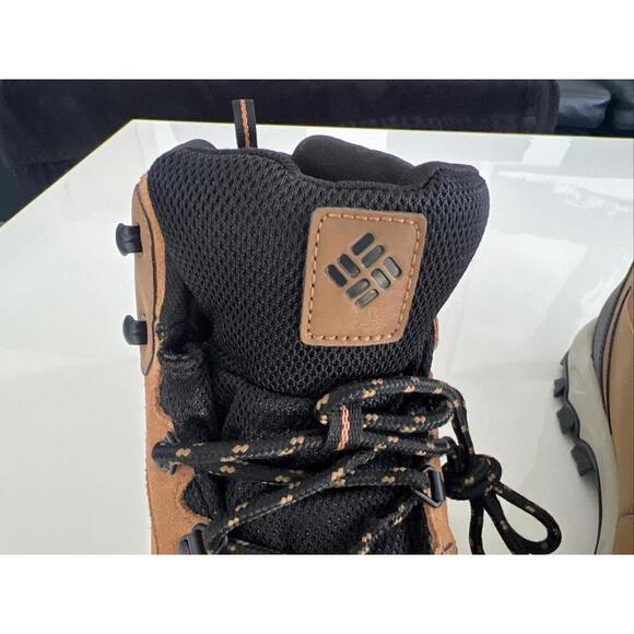NIB COLUMBIA 1594731-291 MEN\'S NEWTON RIDGE PULS II WATERPROOF ELK/BLACK BOOT 14